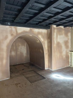 Plastered feature archway